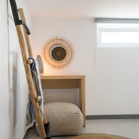 Jonaz Rooms & Suites Орнос Екстериор снимка