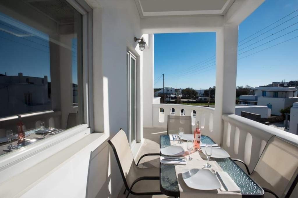 Jonaz Rooms & Suites Орнос Екстериор снимка